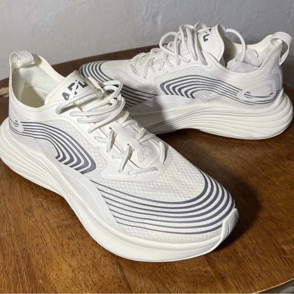 APL Shoes - APL Streamline White Women's Athletic Shoes 7.5